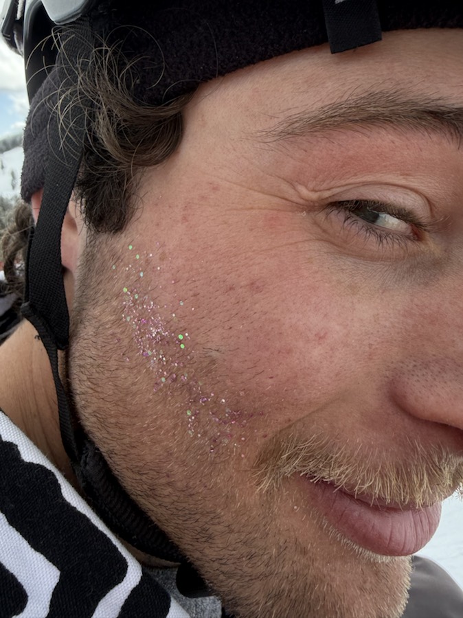 Après Sparkles glitter in action