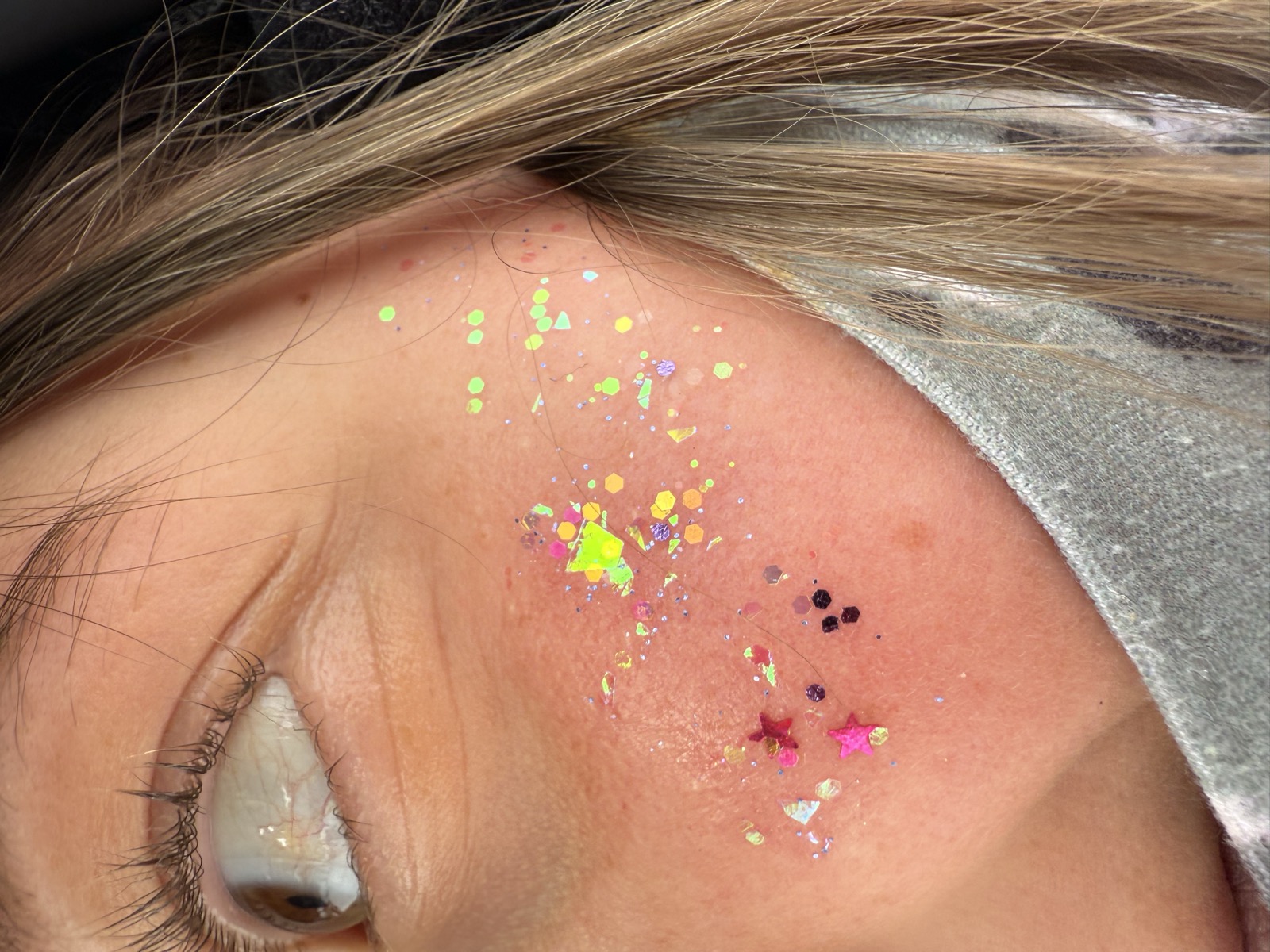 Après Sparkles glitter in action